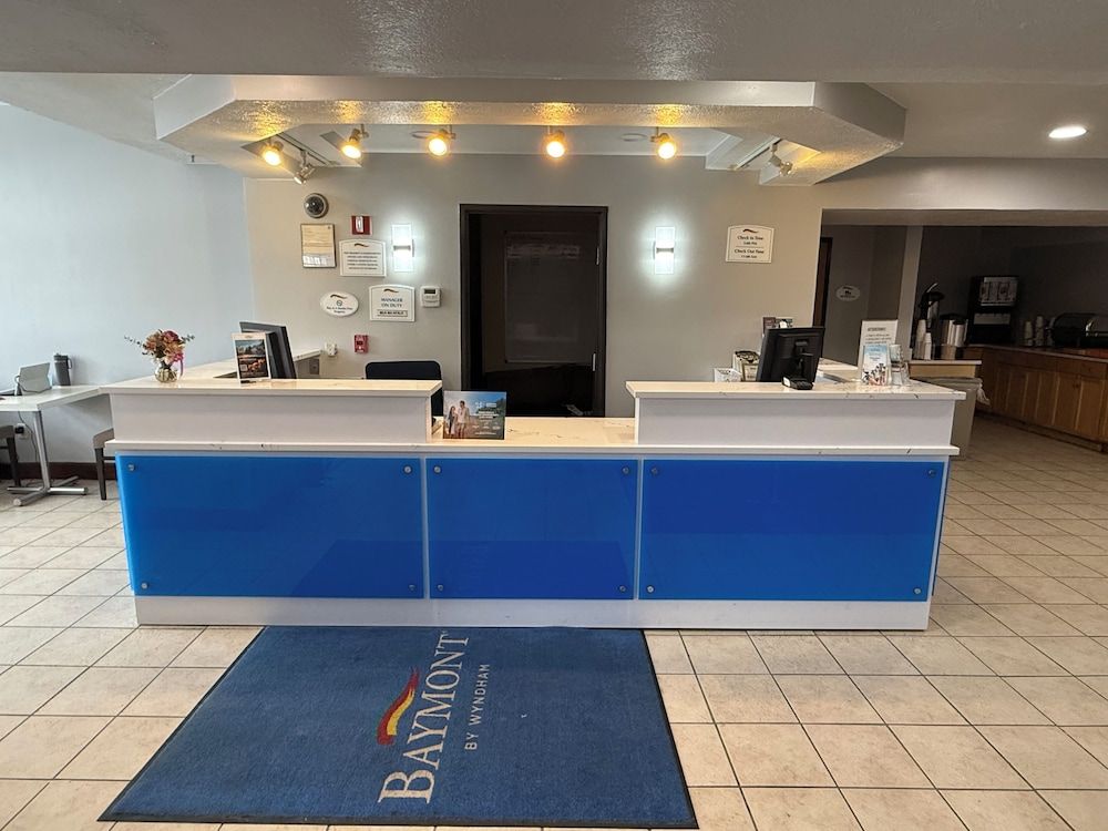 Baymont Inn & Suites by Wyndham Anchorage Airport 2