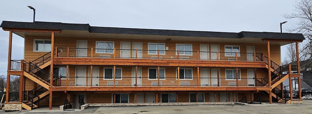 Eagle River Lodge 1