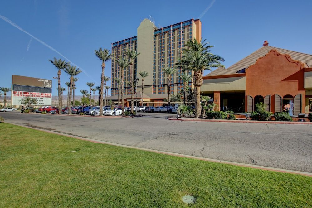 Laughlin River Lodge 1