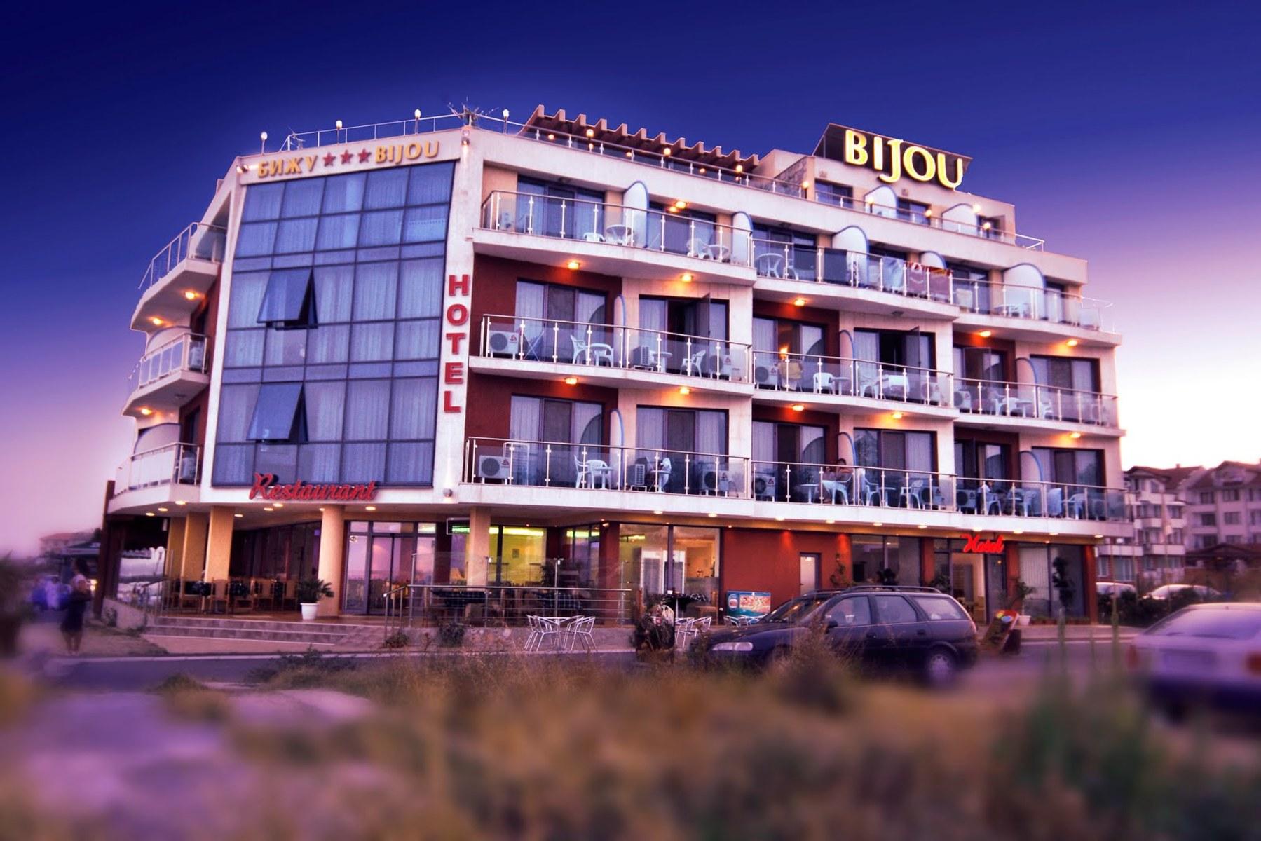 Bijou 1