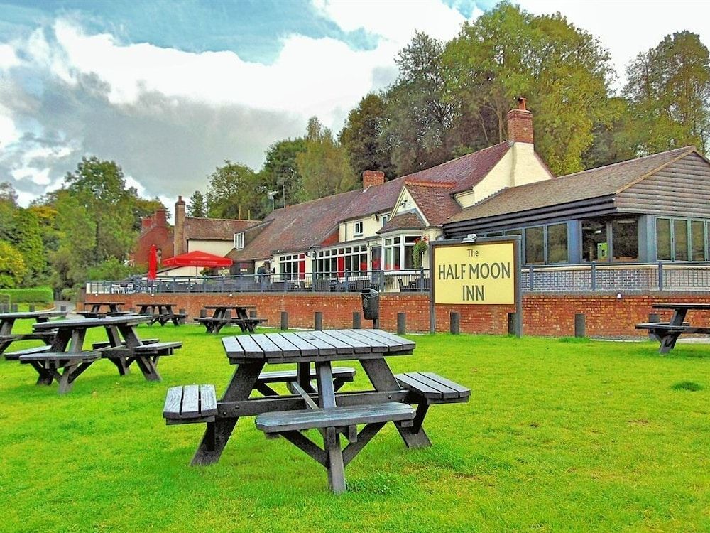 Half Moon Jackfield 1