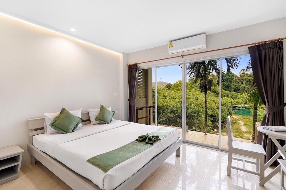 Chaweng Terrace 2