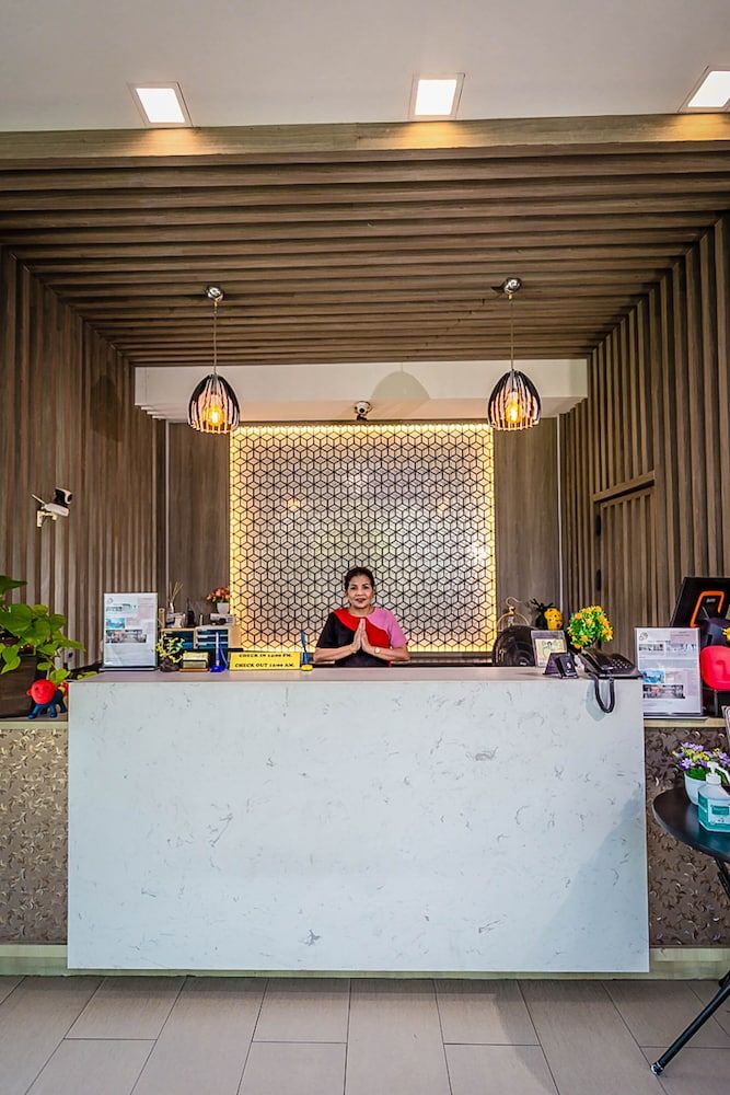 Embryo Hotel 2