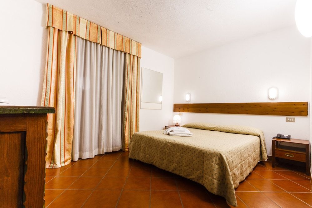 Hotel Biancaneve 2