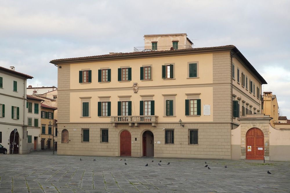 Casa Santo Nome di Gesu 1