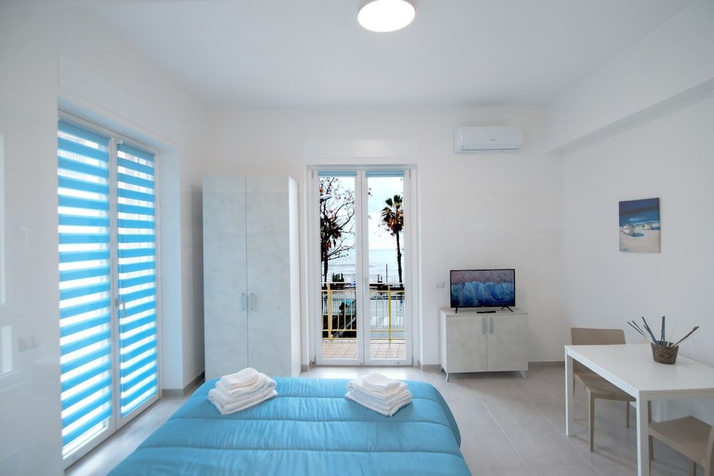Rocciola Home 1