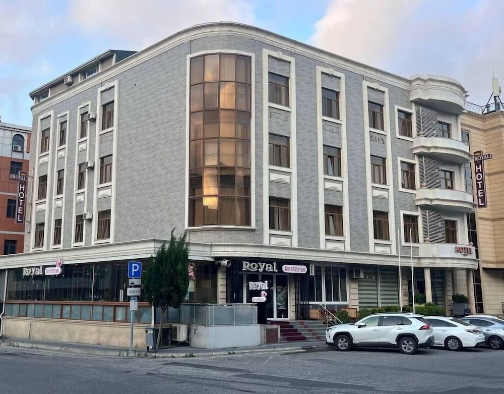 Royal Hotel 1