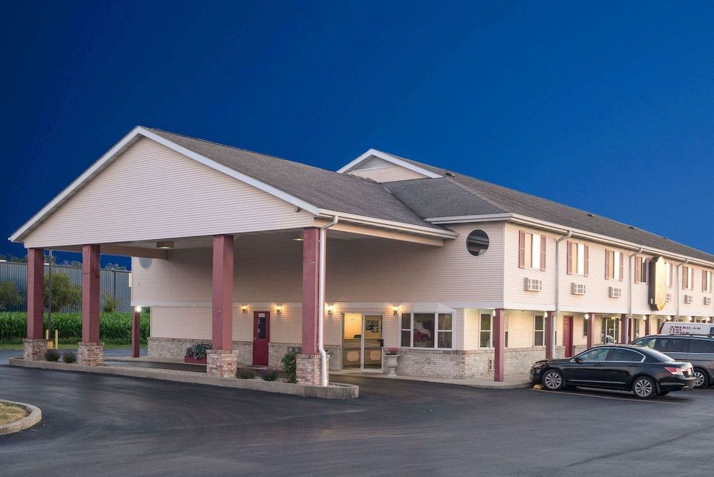 Lunar Inn 1