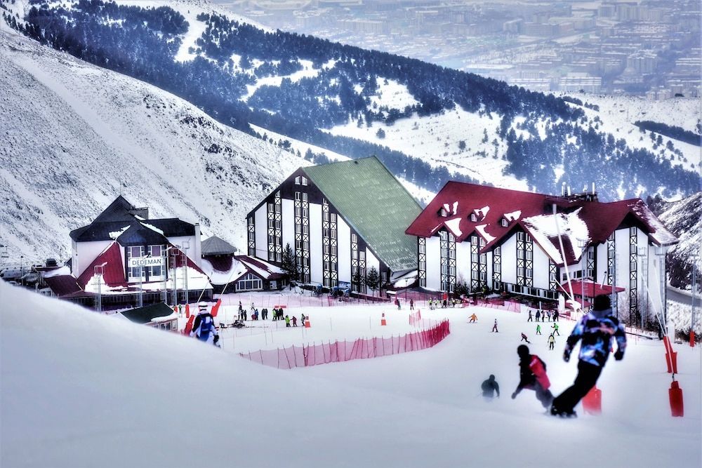 Dedeman Palandoken Resort Hotel 1
