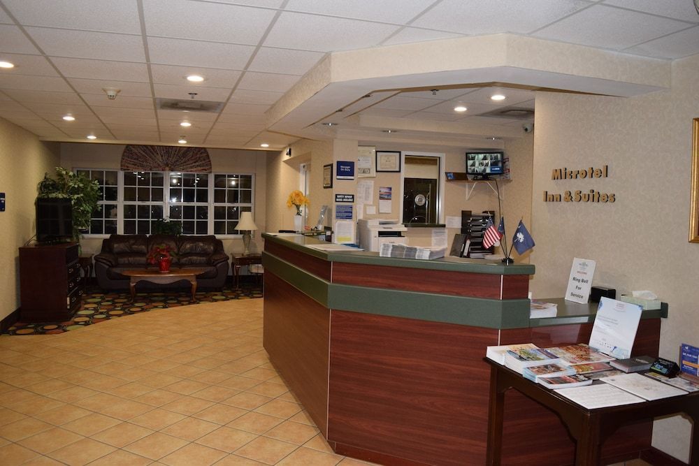Microtel Inn & Suites by Wyndham Rock Hill/Charlotte Area 2