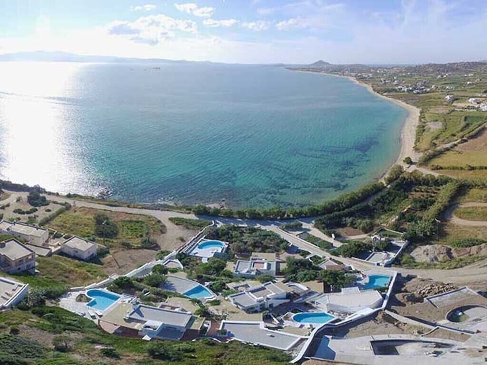 Villa Paradise in Naxos 1