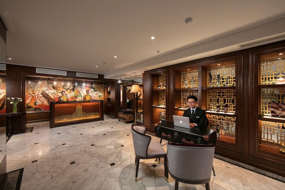 Lucien Hanoi Lakeside Hotel & Rooftop 2
