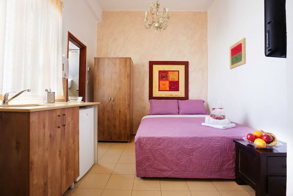 Hotel Loui Talpiot 2