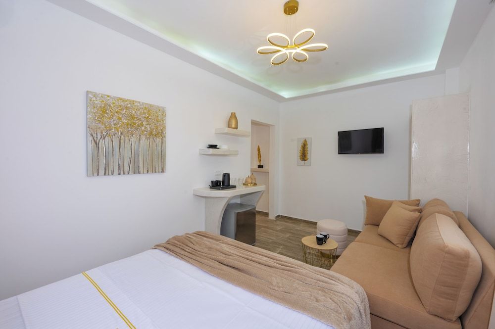 Ebita's Suites 1