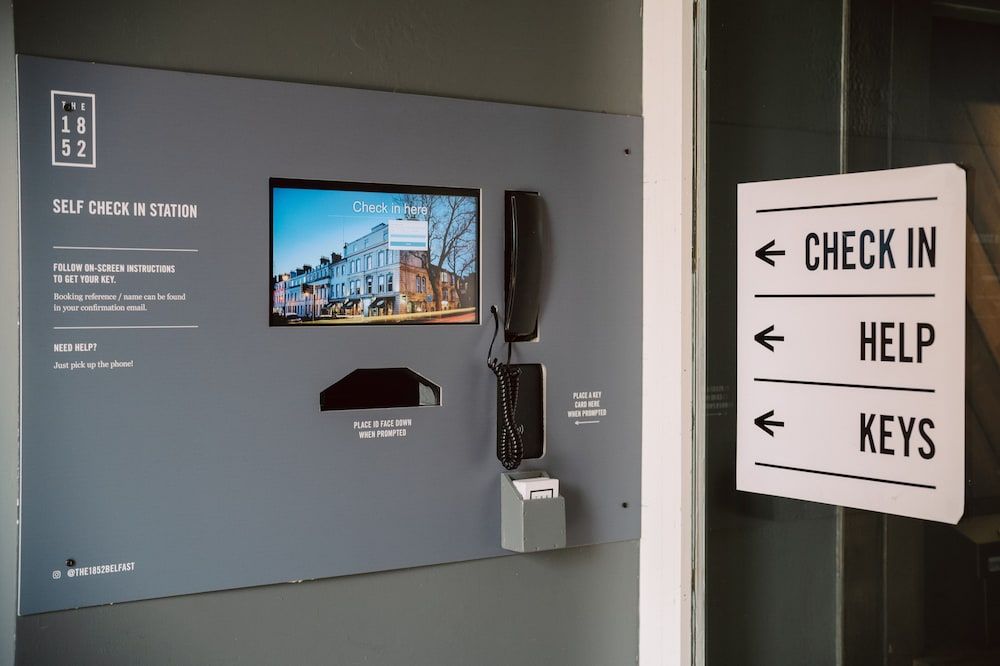 The 1852 Hotel - Self Check-in 2