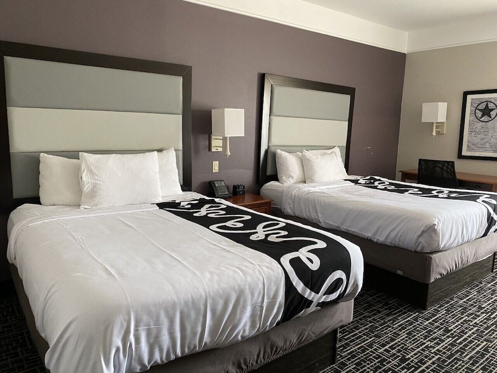 Quality Inn and Suites 2