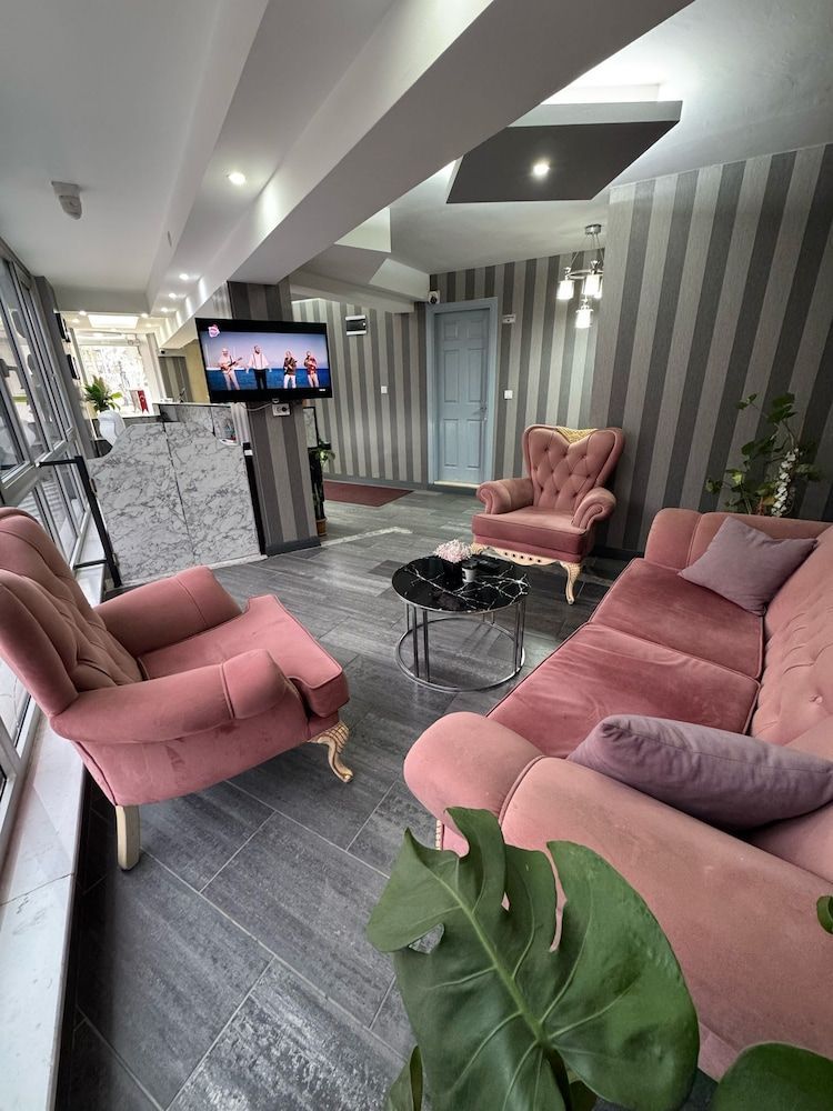 GRAND LOFT OTEL 2