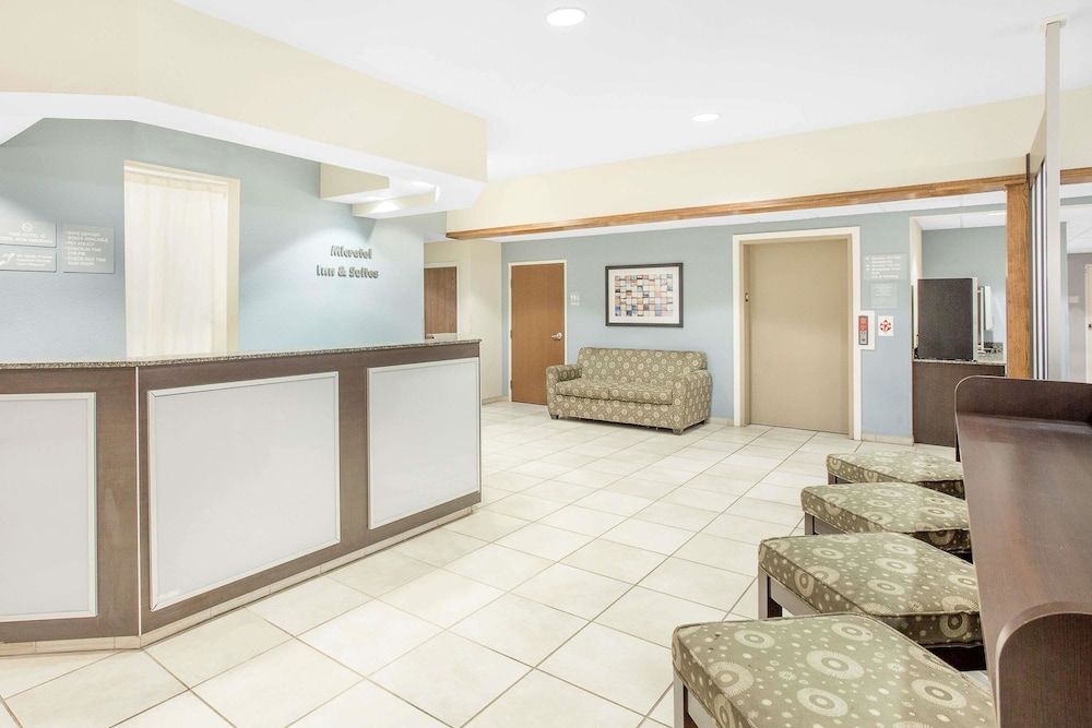 Microtel Inn and Suites San Angelo 2