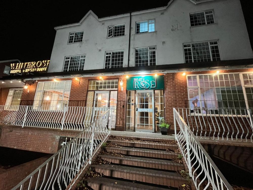 White Rose Hotel & Restaurant - Leeds 1
