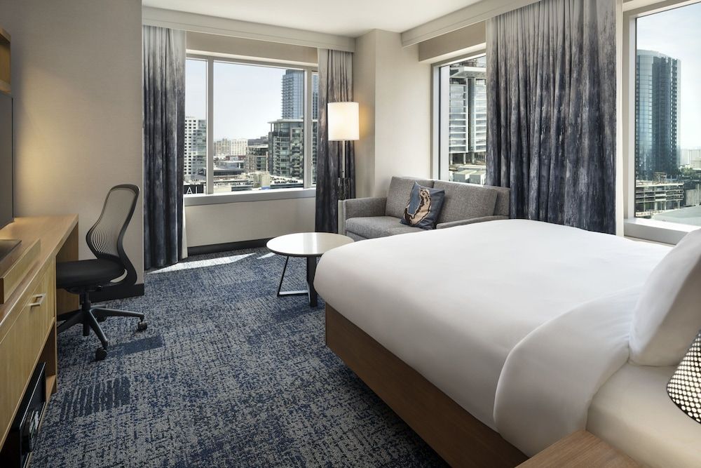 Courtyard by Marriott Los Angeles L.A. LIVE 1