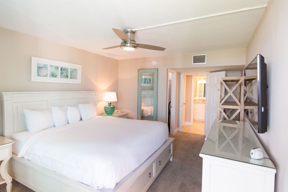 Sundial Beach Resort & Spa 2