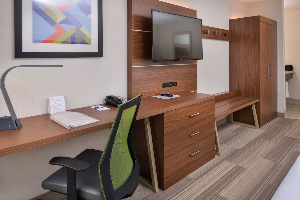 Holiday Inn Express WESTLEY NORTH- PATTERSON AREA by IHG 2