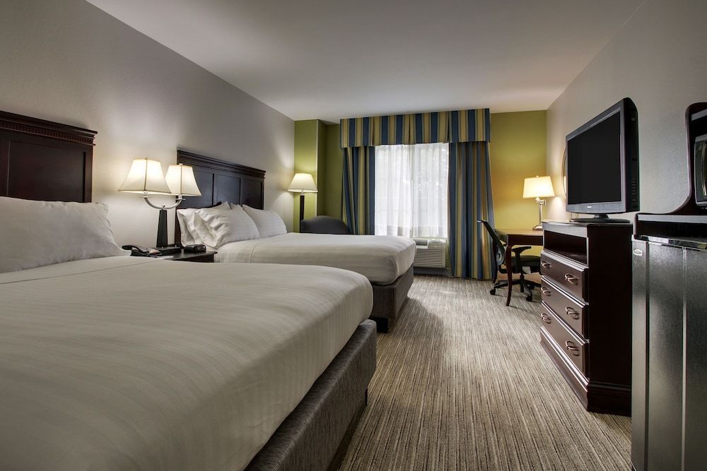 Holiday Inn Express & Suites MIDDLEBORO RAYNHAM by IHG 2