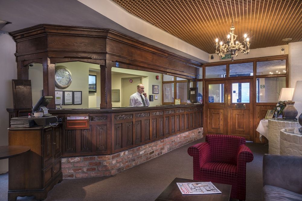 The Admiral Rodney Hotel, Horncastle, Lincolnshire - The Coaching Inn Group 2