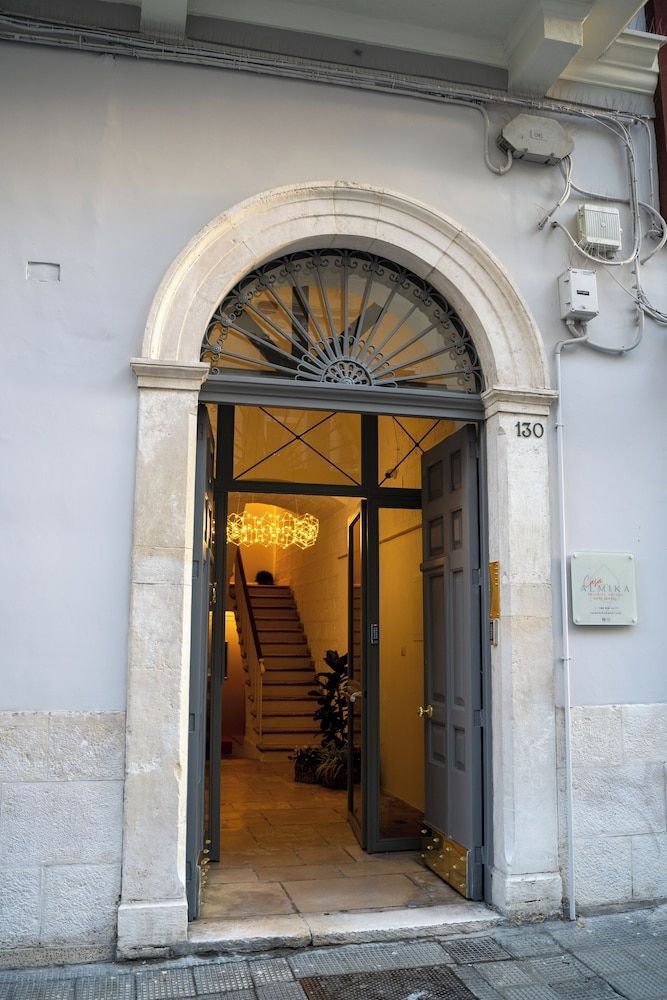 CASA ALMIKA PRINCIPE AMEDEO 1