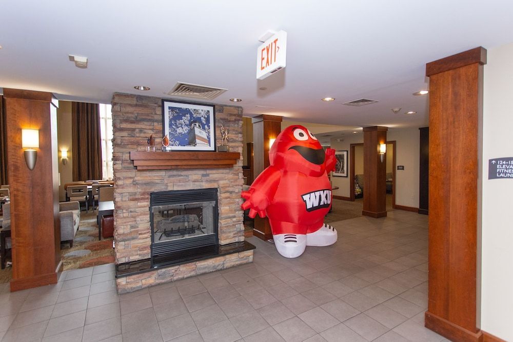 Staybridge Suites BOWLING GREEN by IHG 1