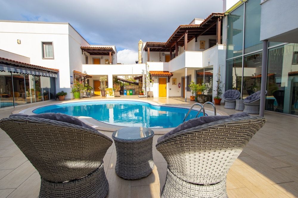 Hotel Pier Marina Bodrum 1