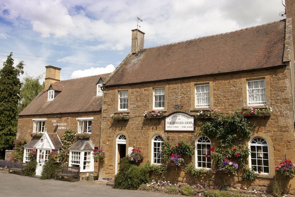 The Howard Arms 1