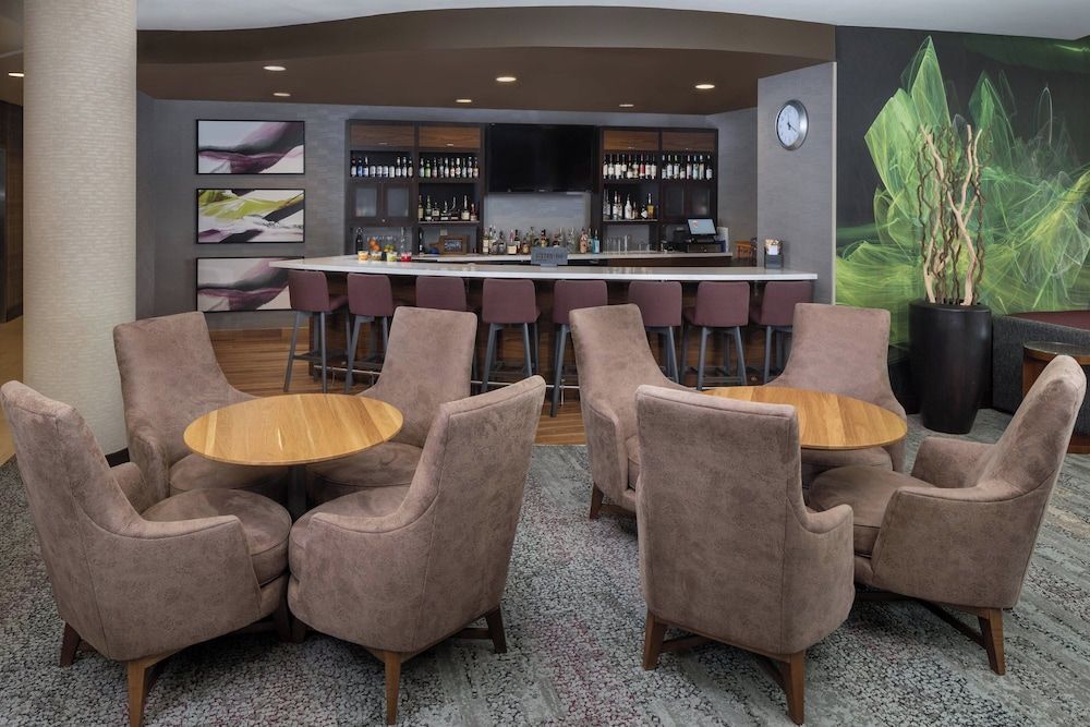 Courtyard by Marriott Anniston Oxford 2