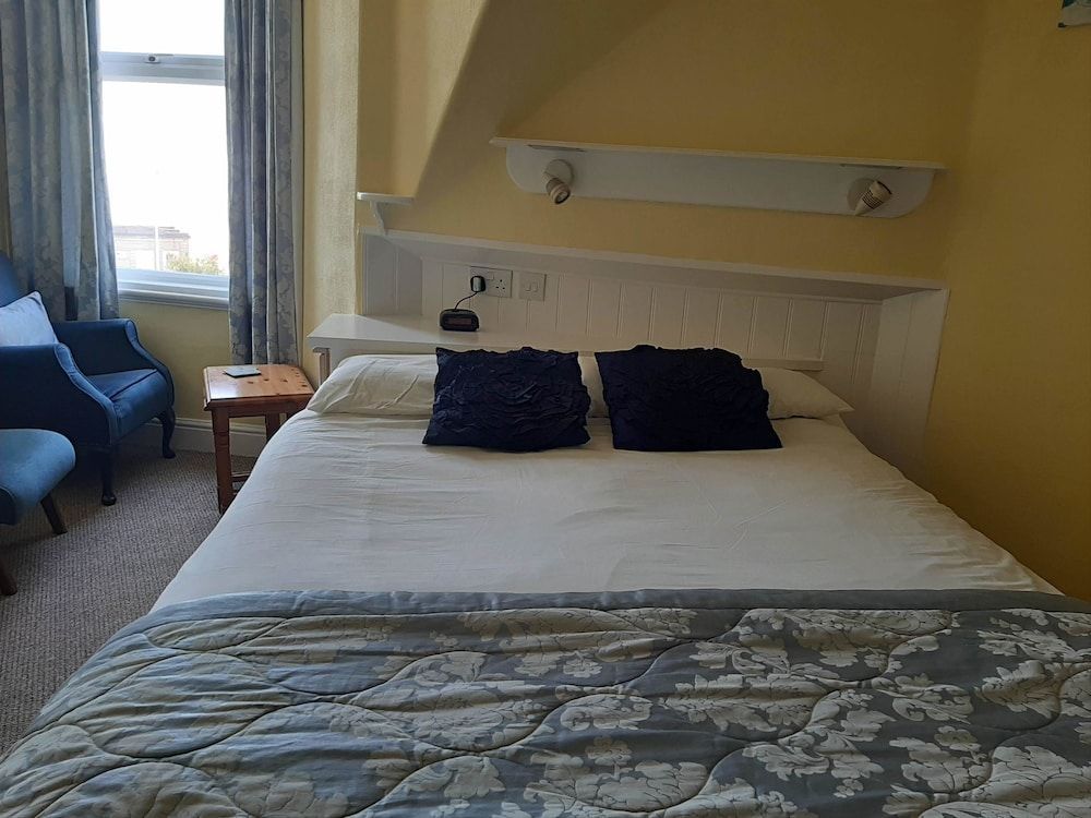 The Beaches Family B&B 2