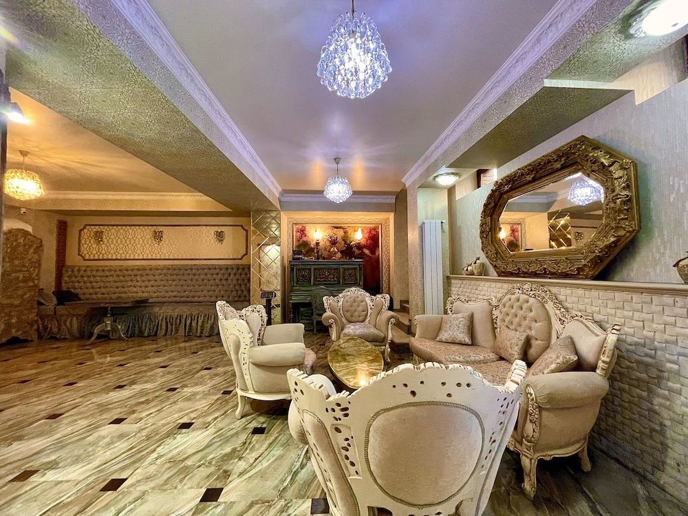 Silver 34 Boutique 2
