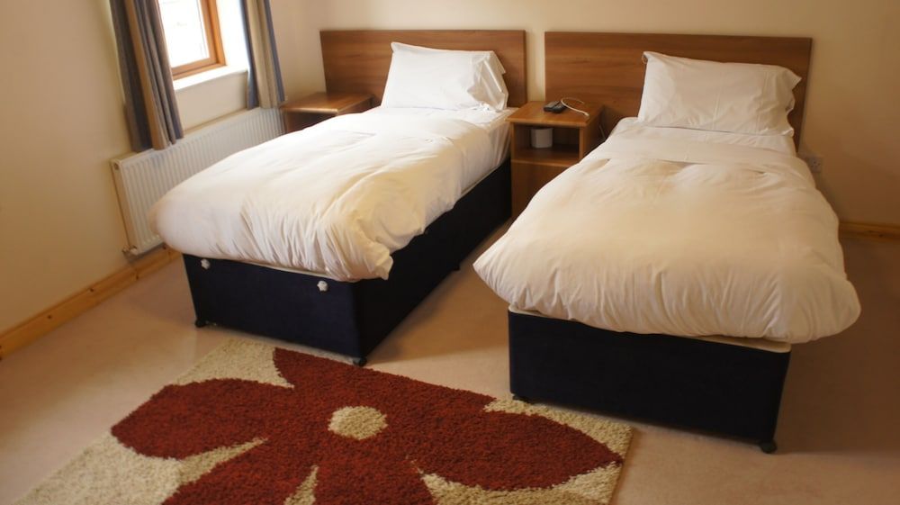Dalys Inn 2