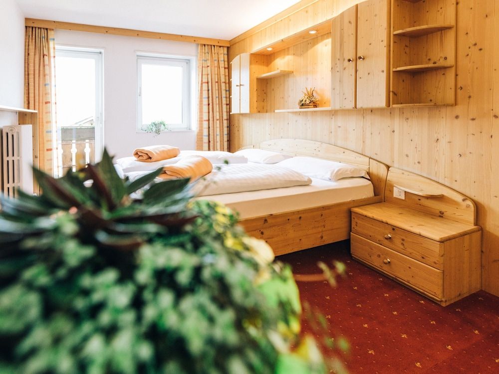 Hotel Schönwies 1