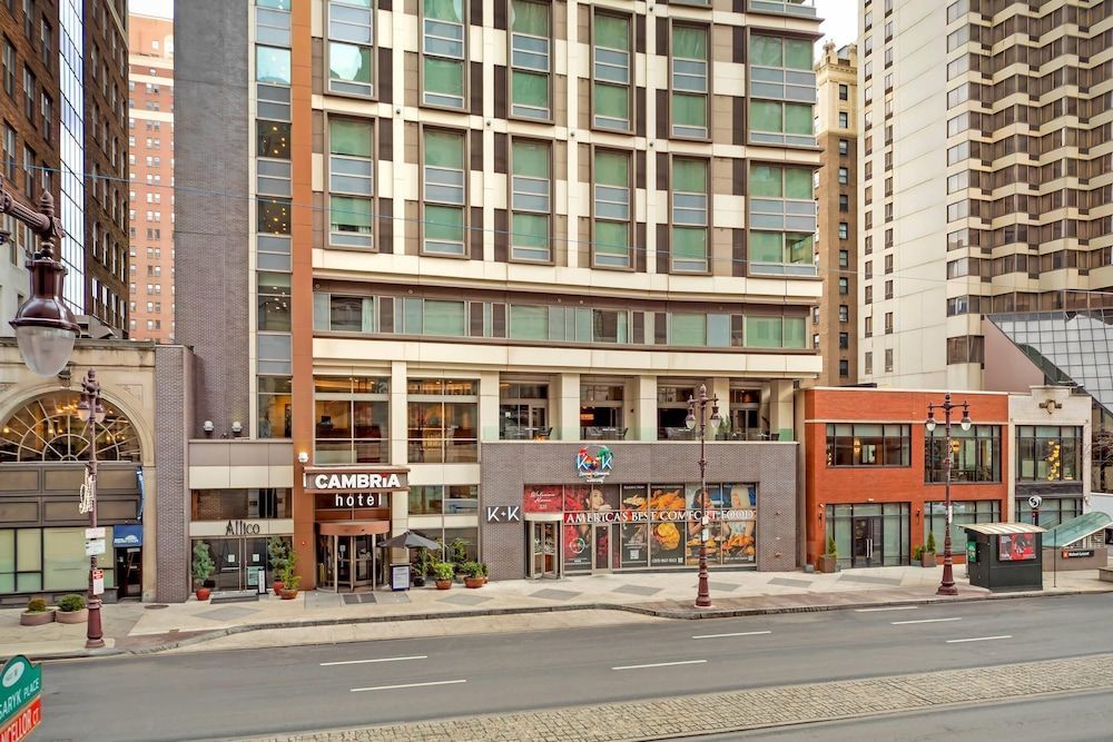Cambria Hotel Philadelphia Downtown - Center City 1