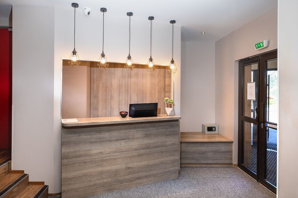 SOWELL RESIDENCES New Chastillon 2