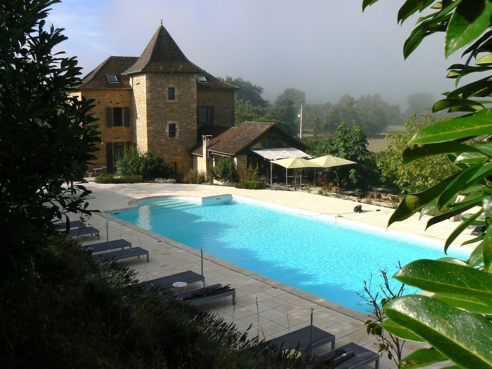 Paris - Capdenac-Gare - Hotel La Bastie d'Urfé - Capdenac-Gare