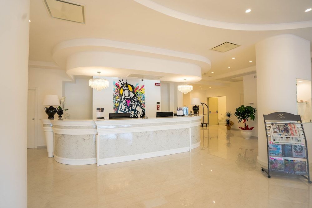 PM Hotel 2