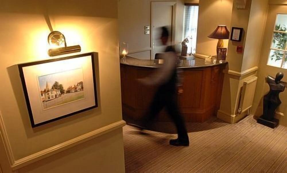 Hotel Manor - Datchet, Windsor 2