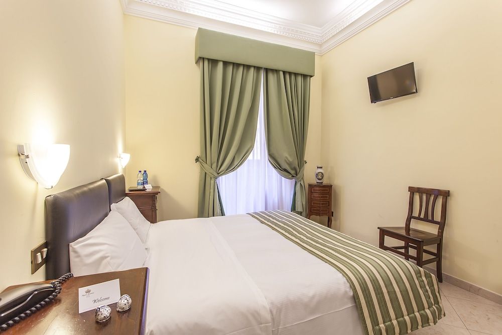 Hotel Regina Giovanna 1