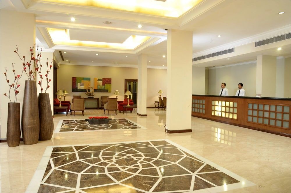 Hotel Express Towers 2