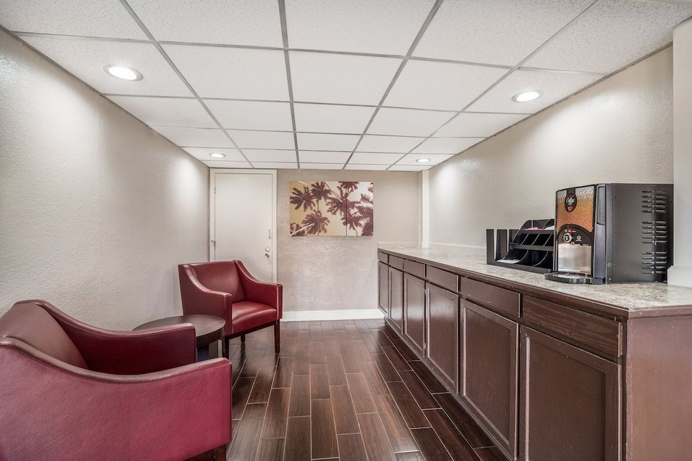 Red Roof Inn Sumter 2
