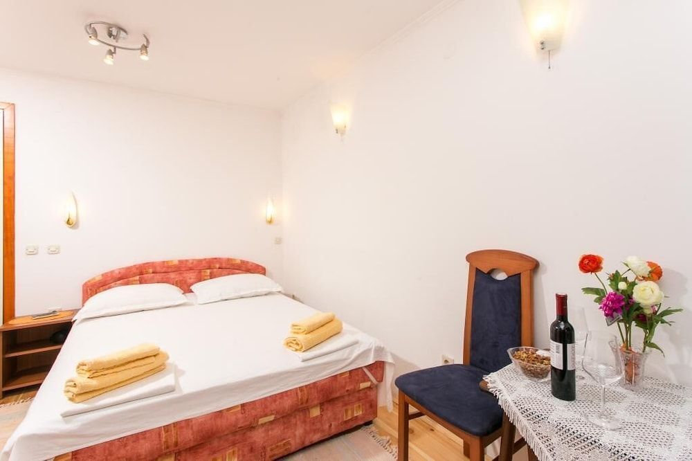 Rooms Fausta Old Town 2