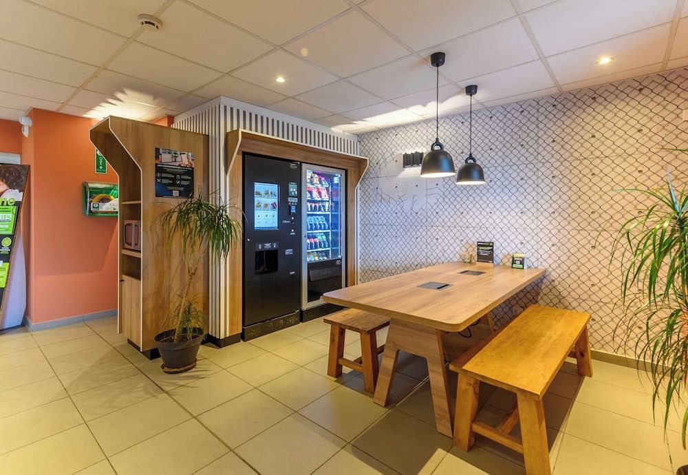 B&B HOTEL Compiègne Thourotte 2