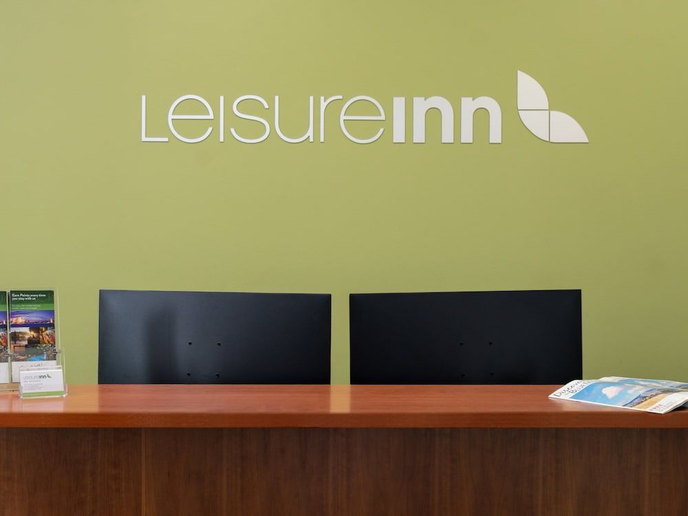 Leisure Inn Spires 2