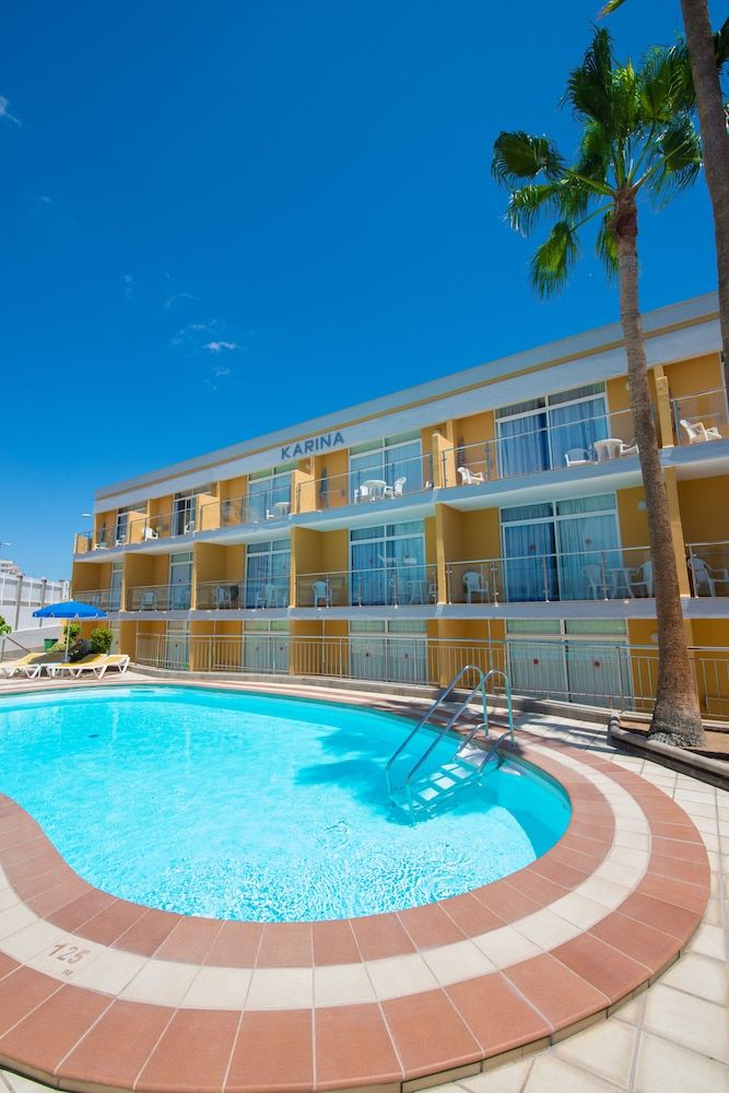 Apartamentos Karina 1