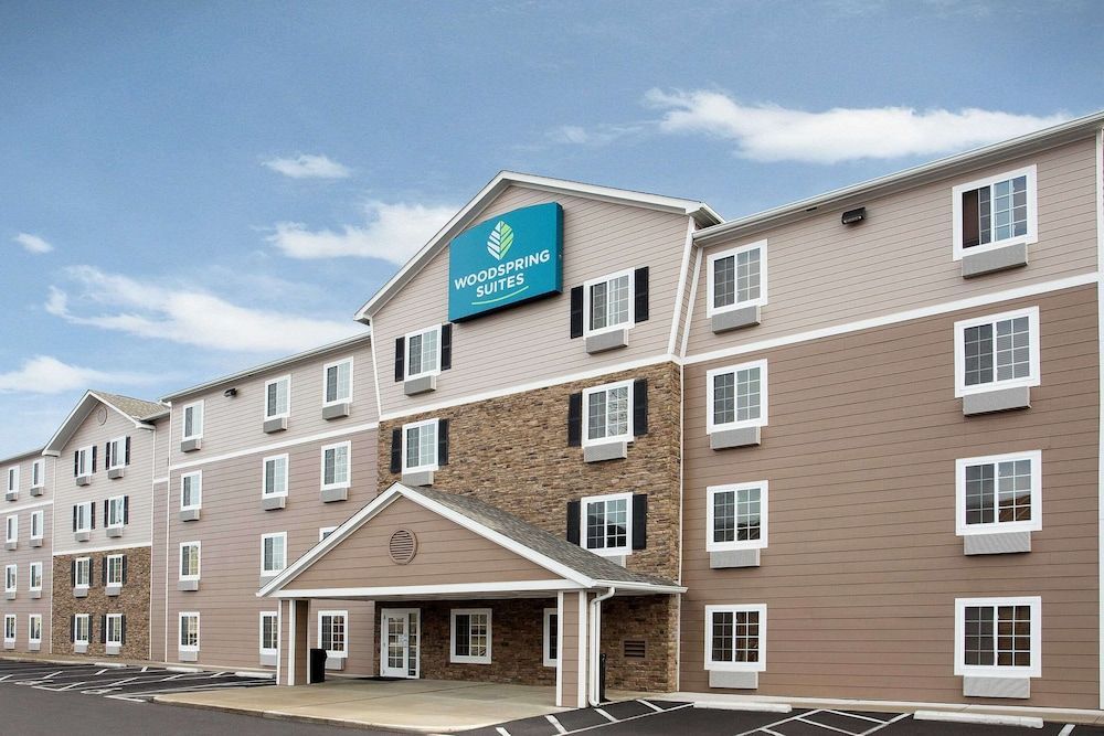 WoodSpring Suites Columbus North I-270 1